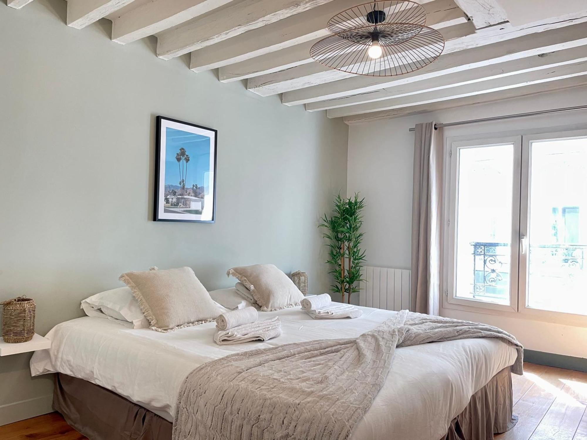 Apartamento Unique Authentic In Le Marais Paris