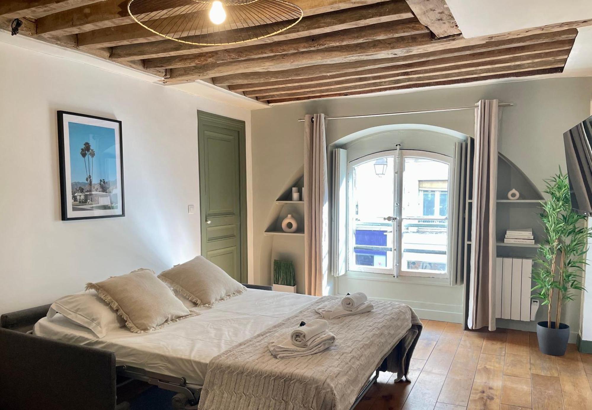 1596 - Le Marais - Cosy Appartement Paris